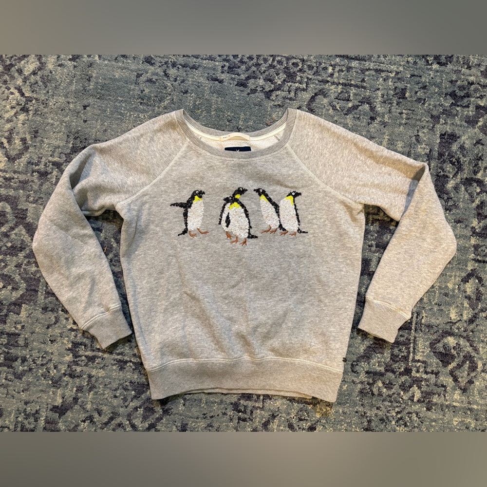 American Eagle Sequin Penguin Print Sweatshirt size small